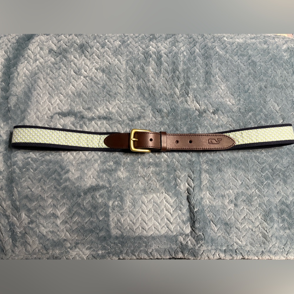 NWOT Men's Vineyard Vines Belt
